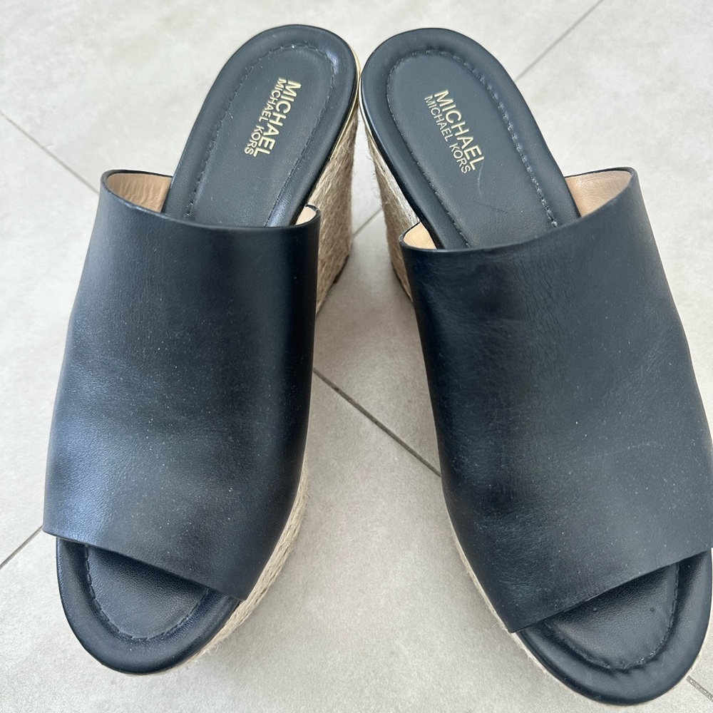MK leather platform sandals - hardly used